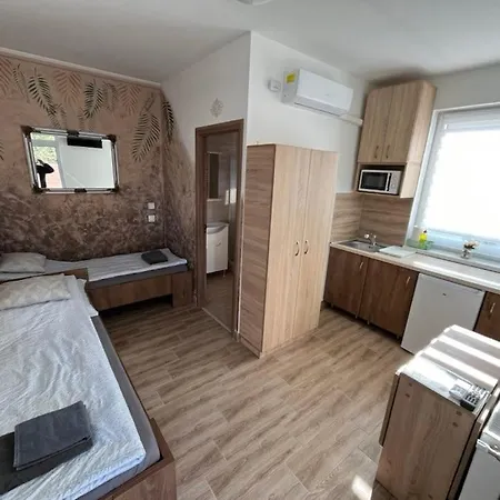 Var-lak Apartment Kisvarda
